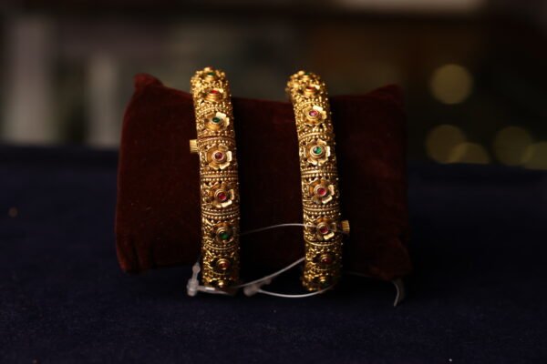 Lakshmi Nakshi Bangles