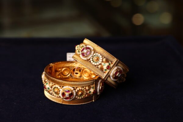 ANTIQUE FINISH SEMI RUBY STONE FITTED BANGLE WITH WHITE BEEDS AND MINAKARI WORK DONE