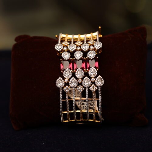 WHITE AND RUBY STONE FITTED OVAL SHAPE BRACELET