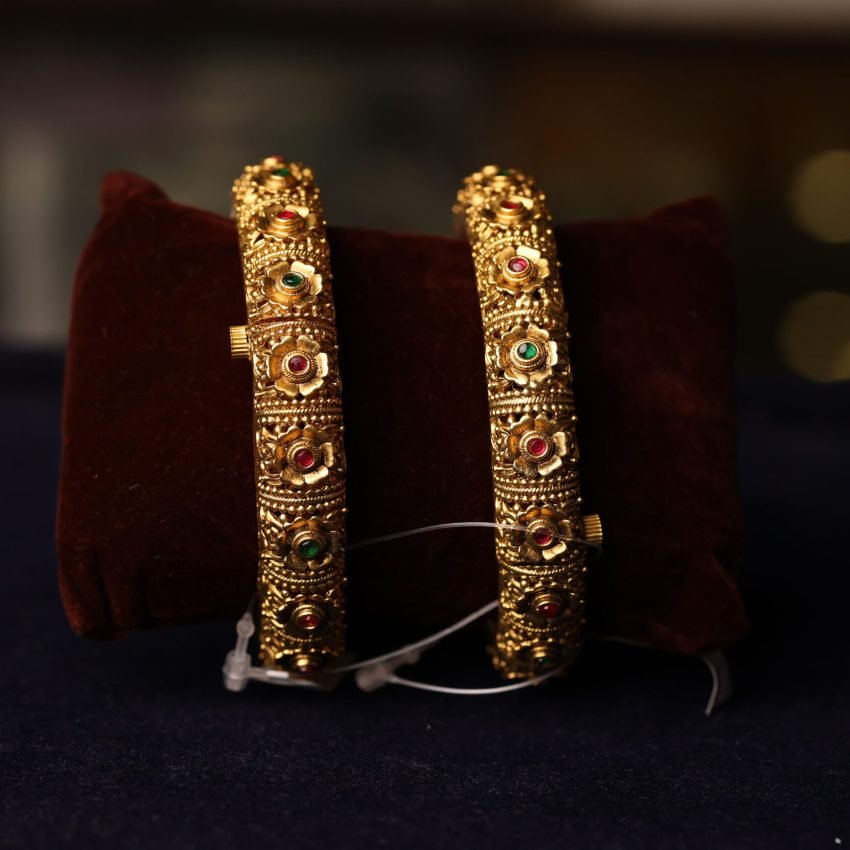 Lakshmi Nakshi Bangles